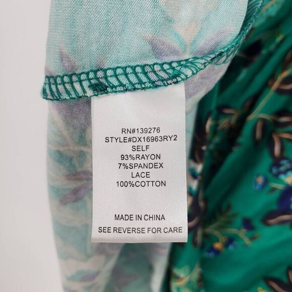 Daniel‎ Rainn NWT Women's Green sleeveless open back crochet top Size 2X - Picture 4 of 5